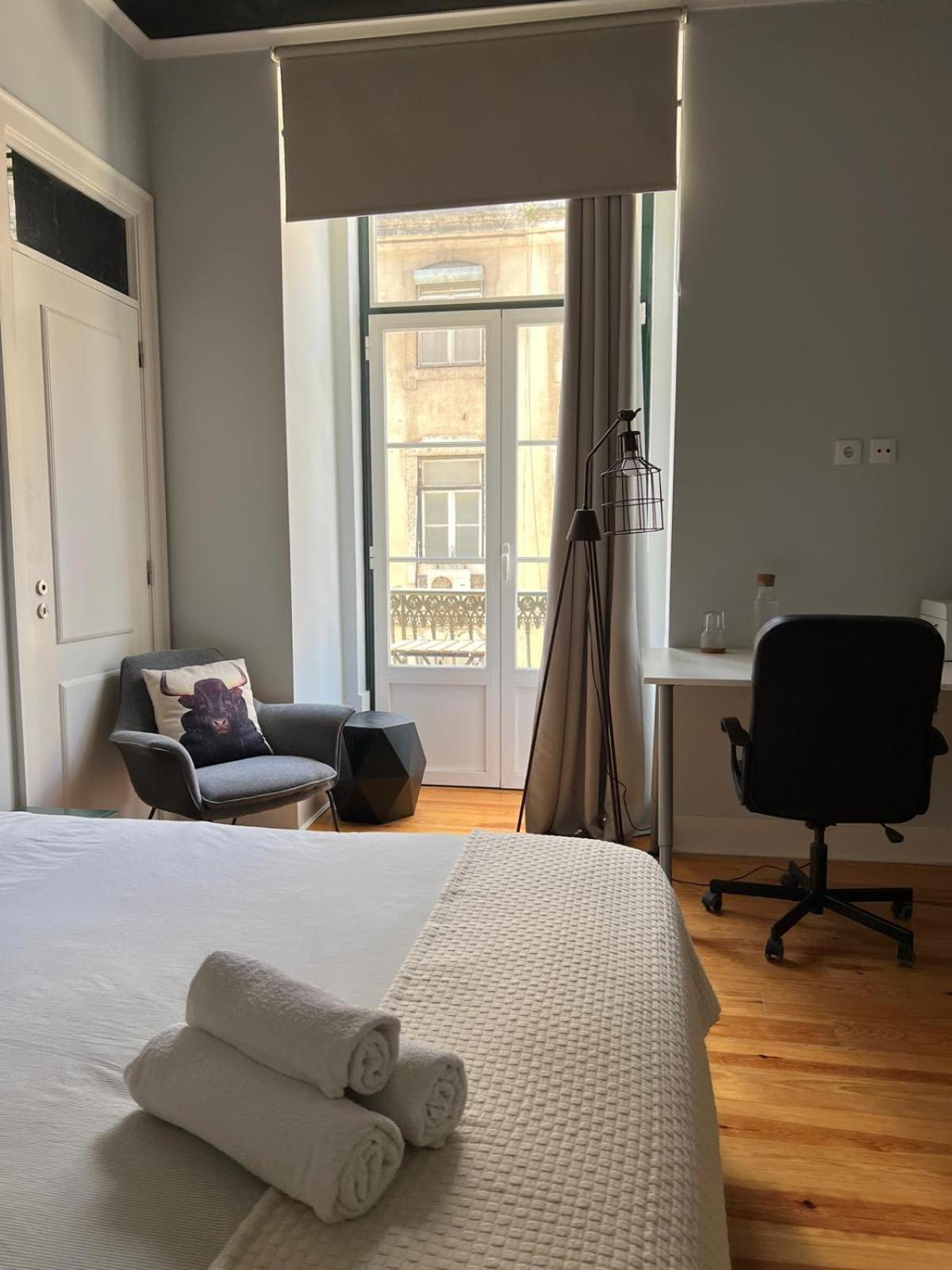 Suite No Chiado Baixa De Lisboa - Em Apartamento Partilhado Extérieur photo