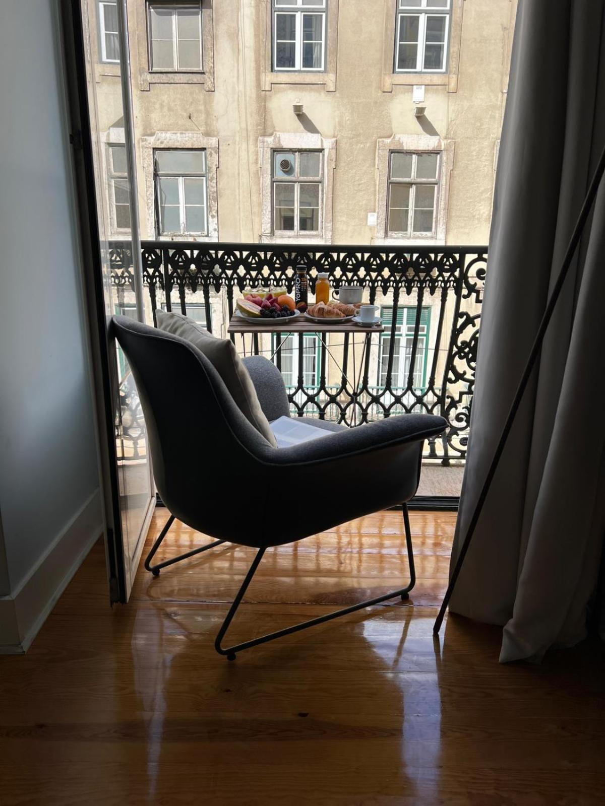 Suite No Chiado Baixa De Lisboa - Em Apartamento Partilhado Extérieur photo