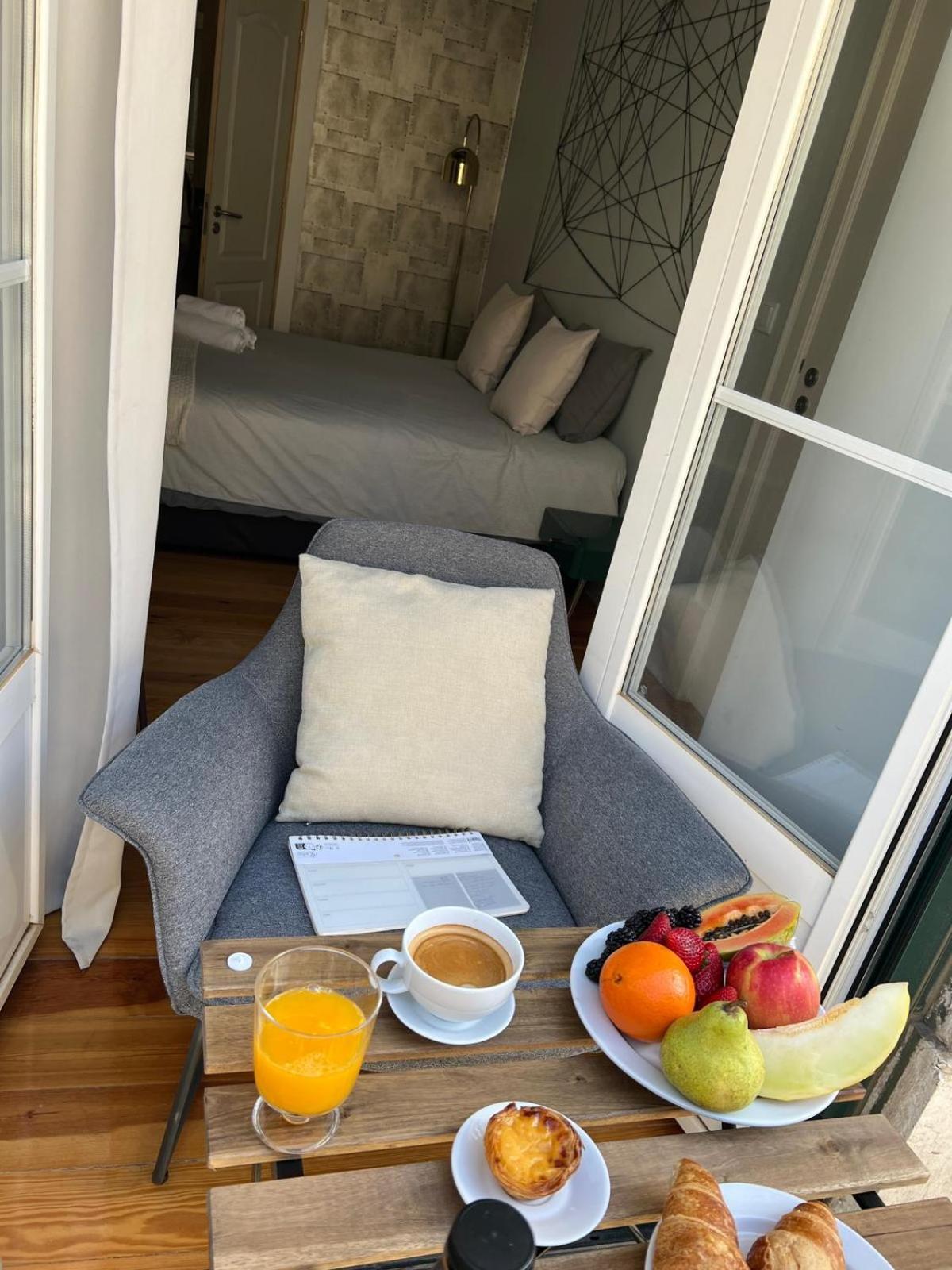 Suite No Chiado Baixa De Lisboa - Em Apartamento Partilhado Extérieur photo